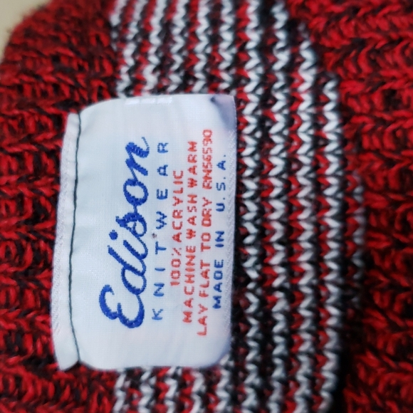 !!3 FOR $25 -- Edison Knitwear 1980s vintage sweater - Picture 4 of 5